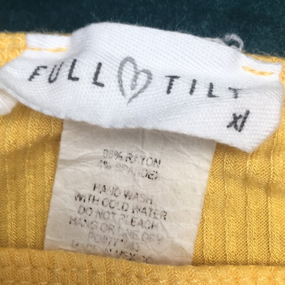 ⬇️ 2 Marked Listings for $25 - Girl’s Full Tilt Ribbed Tank Top - Picture 4 of 4